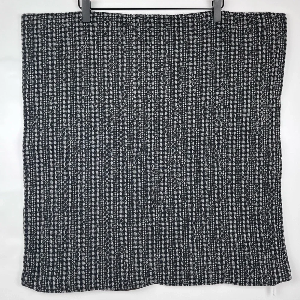 Pottery Barn Pillow Cover 24” Navy Gray Honeycomb Zipper Cotton Lined Euro